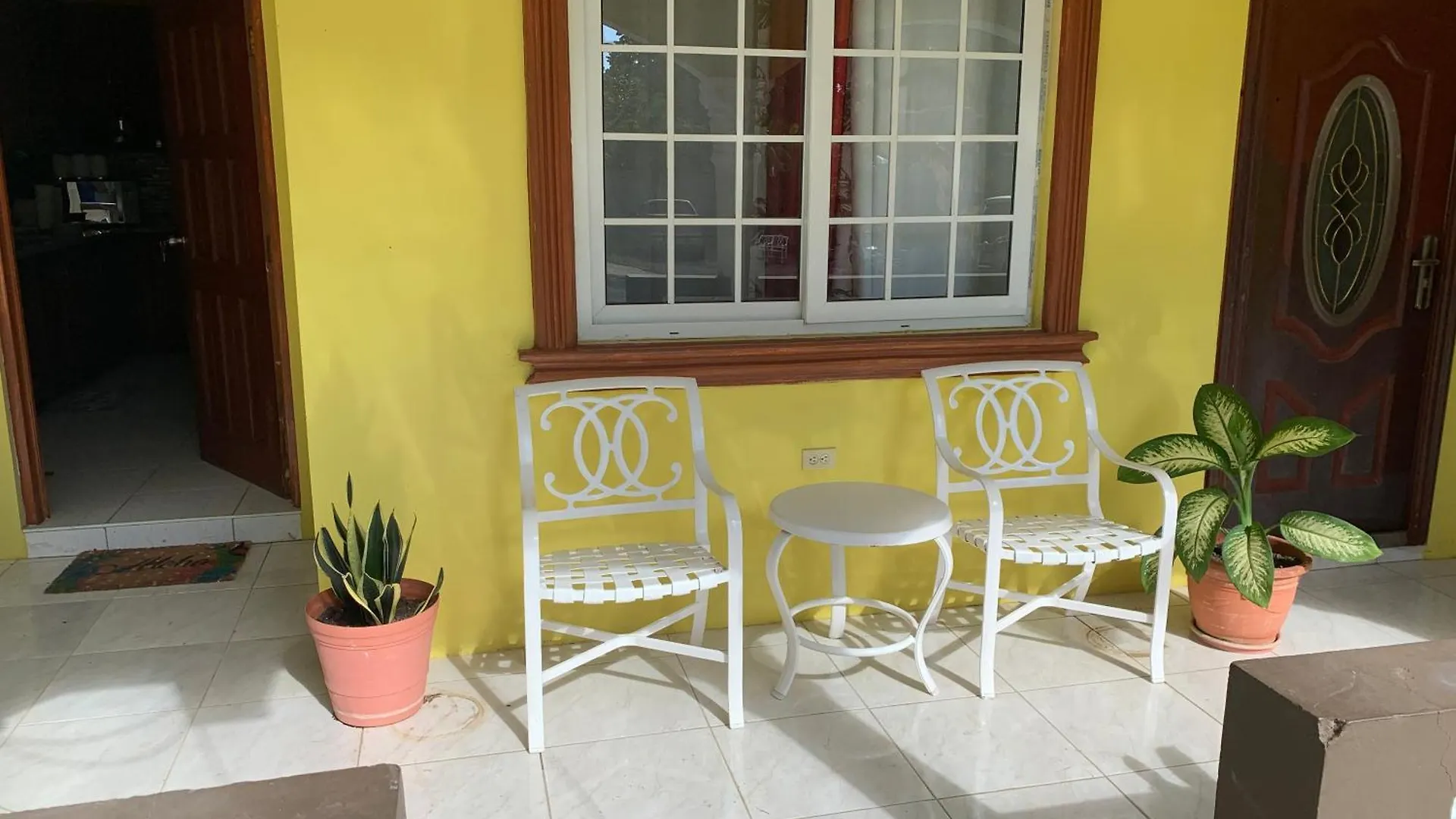 Mini Cozy Lodging Whitehouse 0*,  Jamajka